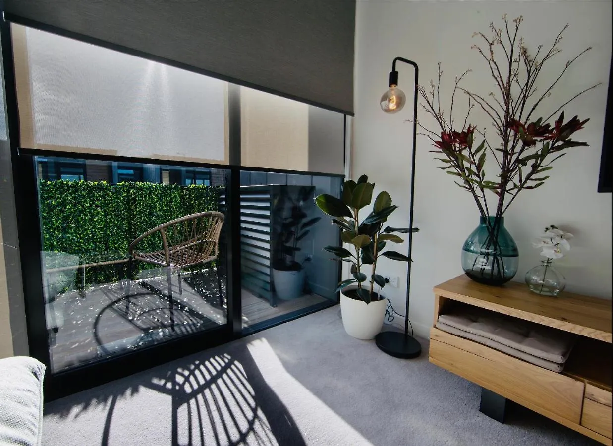 Funk In The City - Luxury Laneway Apartment With Single Garage Christchurch New Zealand